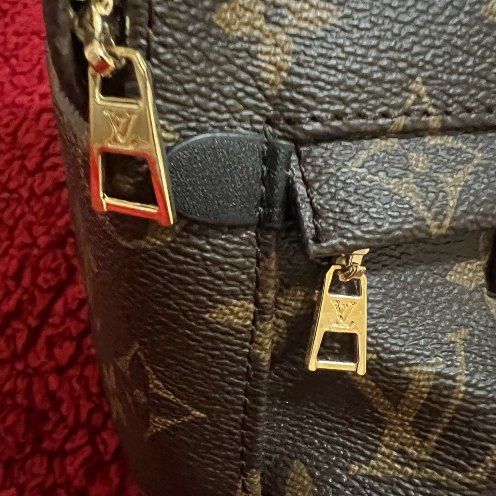 LOUIS VUITTON AUTHENTIC MINI PALM SPRINGS MONOGRAM BACKPACK. NWOT. - Picture 9 of 12